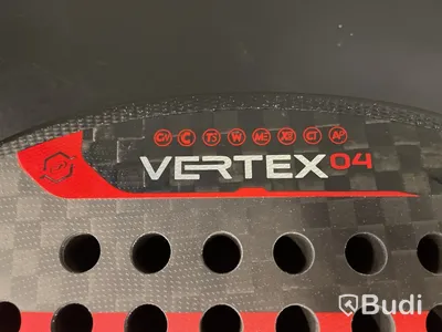 Padelracket Bullpadel Vertex 04 2024, ord. pris 2495 kr