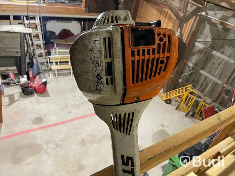 2 st Stihl, röjsåg och häcksax, Startar ej