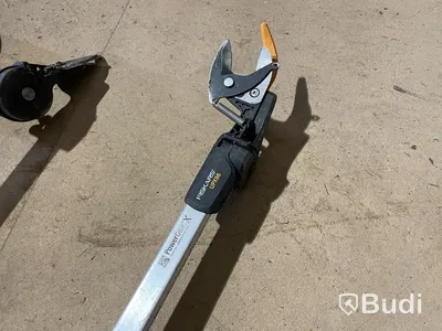 4 st Fiskars UP86 grensax – defekt / behöver reparation