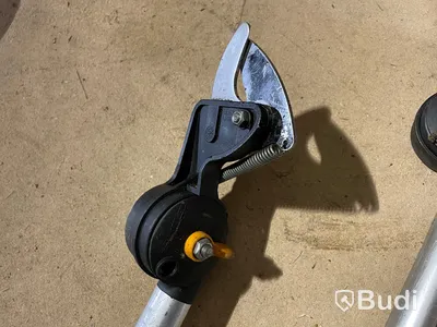 4 st Fiskars UP86 grensax – defekt / behöver reparation