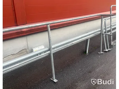 Stålbarriärer, grå