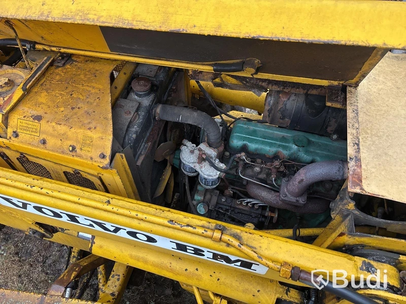 Traktorgrävare Volvo BM 616 B