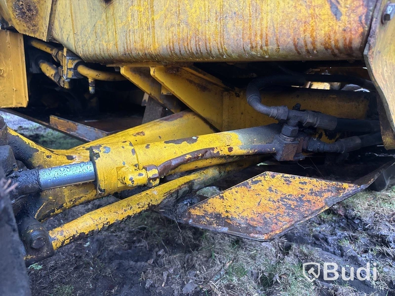 Traktorgrävare Volvo BM 616 B