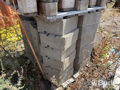 Lot of stone and garden paving slabs