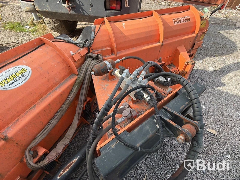 Vikplog Pronar PUV 3300