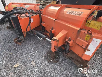 Vikplog Pronar PUV 3300