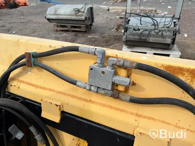 Grit spreader Optima SP-1000