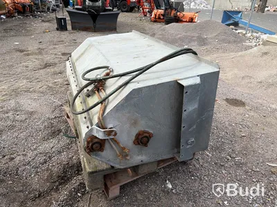 Sand spreader (repair project)