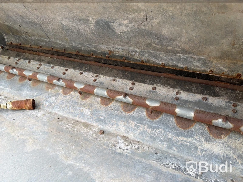 Sand spreader (repair project)