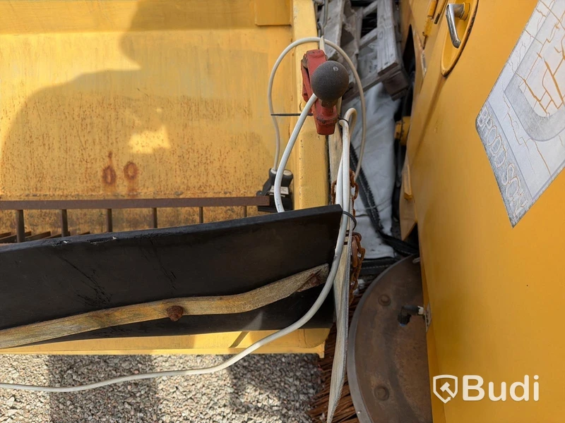 Truck-mounted sand spreader, Friggeråkers Verstäder