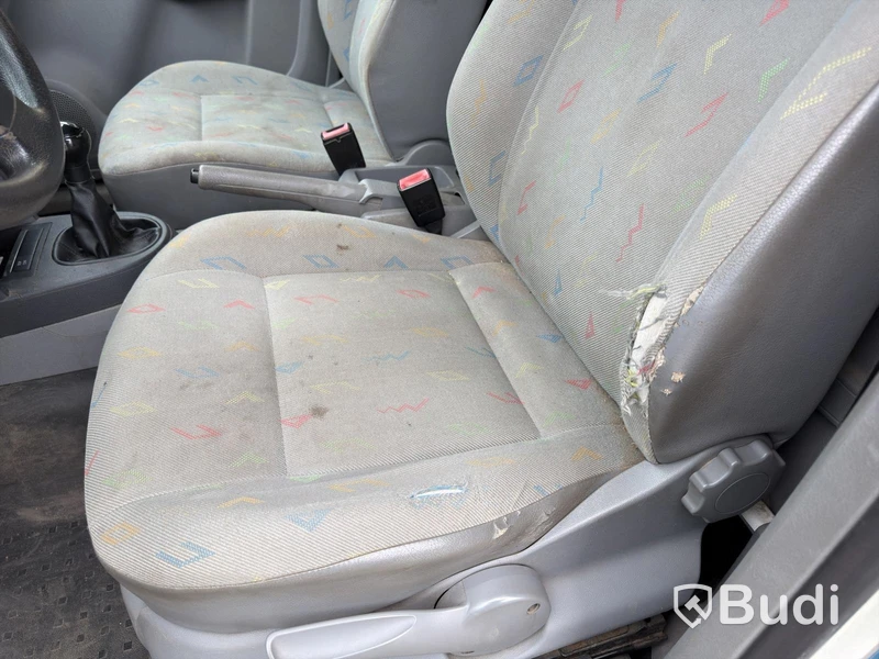 Volkswagen Caddy 1.6 Skåp (102hk) -2010
