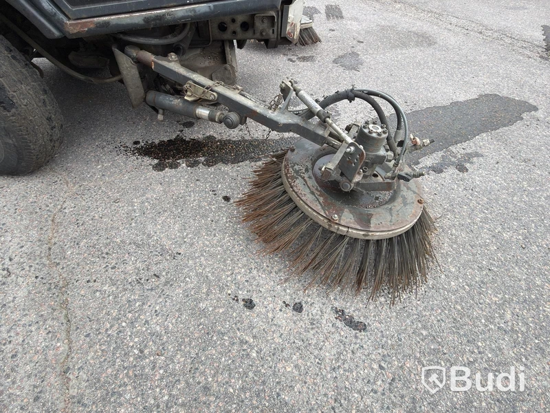 Schmidt Compact 200 Sweeper - 2009