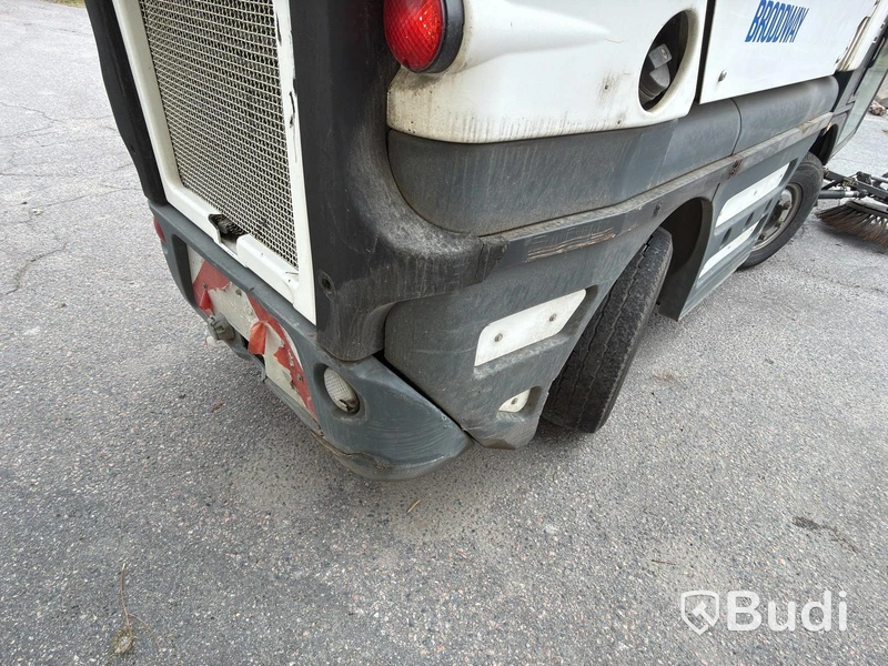 Schmidt Compact 200 Sweeper - 2009