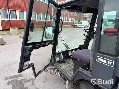 Schmidt Compact 200 Sweeper - 2009