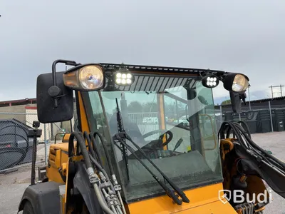 Wille 455B implement carrier, 2006, with sweeper roller