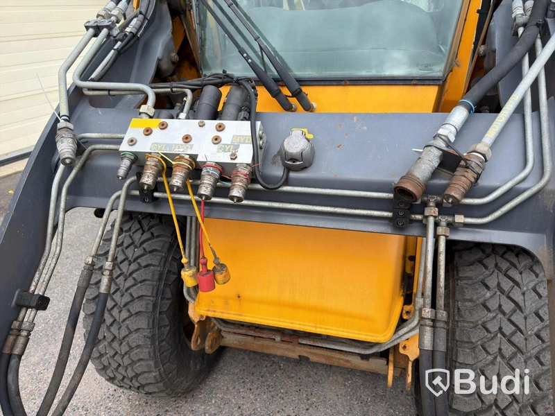 Wille 355B tool carrier - 2007, with forks