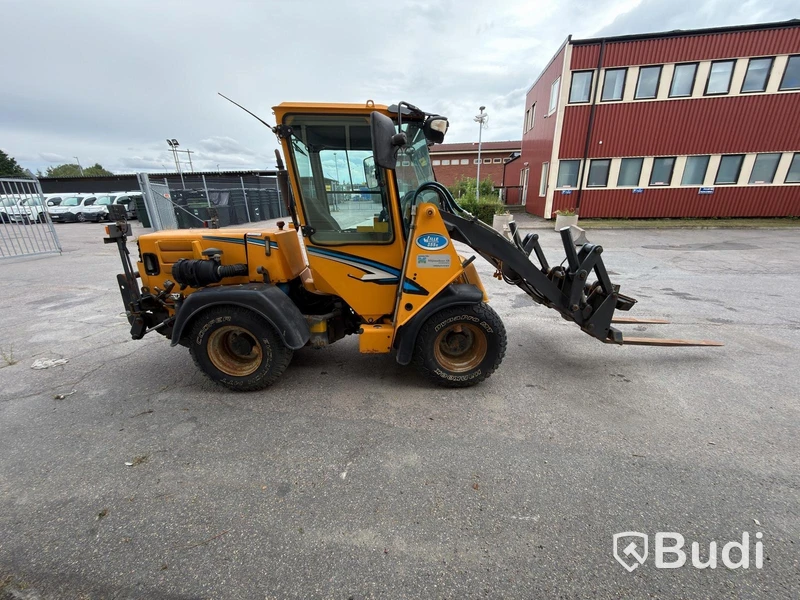 Wille 355B tool carrier - 2007, with forks