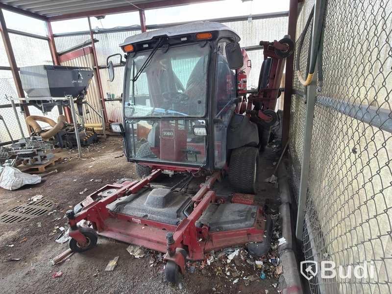 Toro Groundsmaster 5910 lawn mower