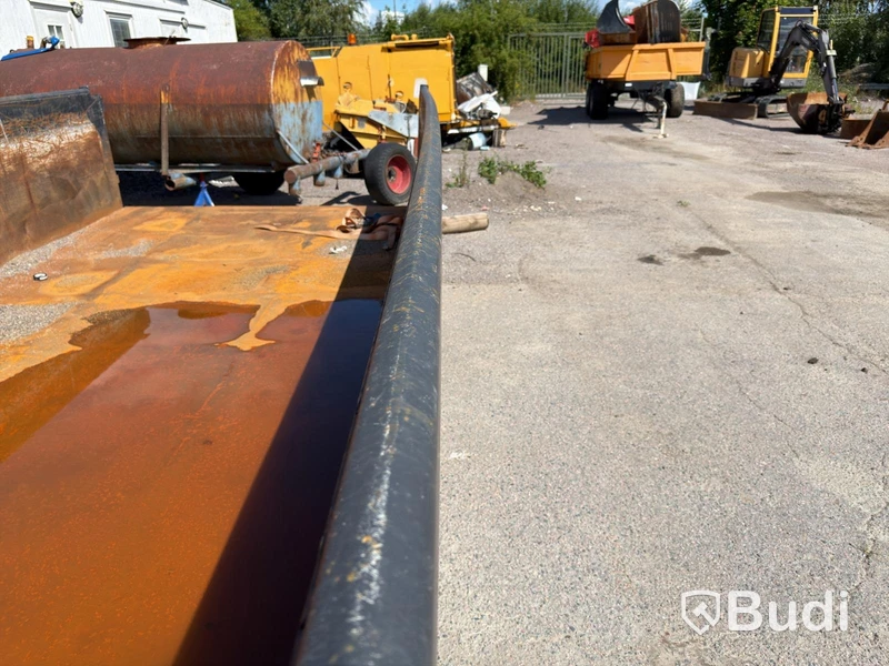 Hooklift body