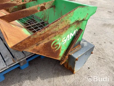 V-plough & Sami Sand Spreader