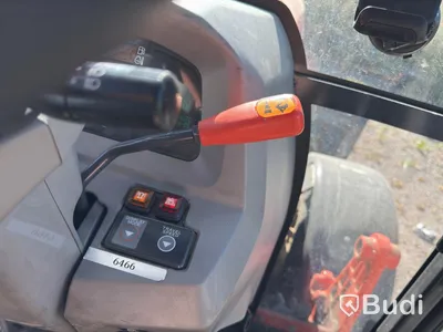 Kubota L5740 med lastare, sandspridare, plog m.m. -2013