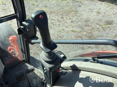 Kubota L5740 med lastare, sandspridare, plog m.m. -2013