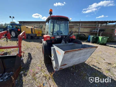 Kubota L5740 med lastare, sandspridare, plog m.m. -2013