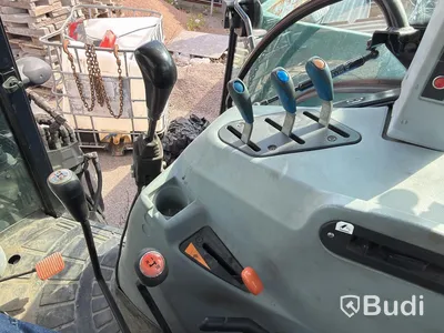 New Holland JN TD5 85 with loader - 2013 (Repair item)
