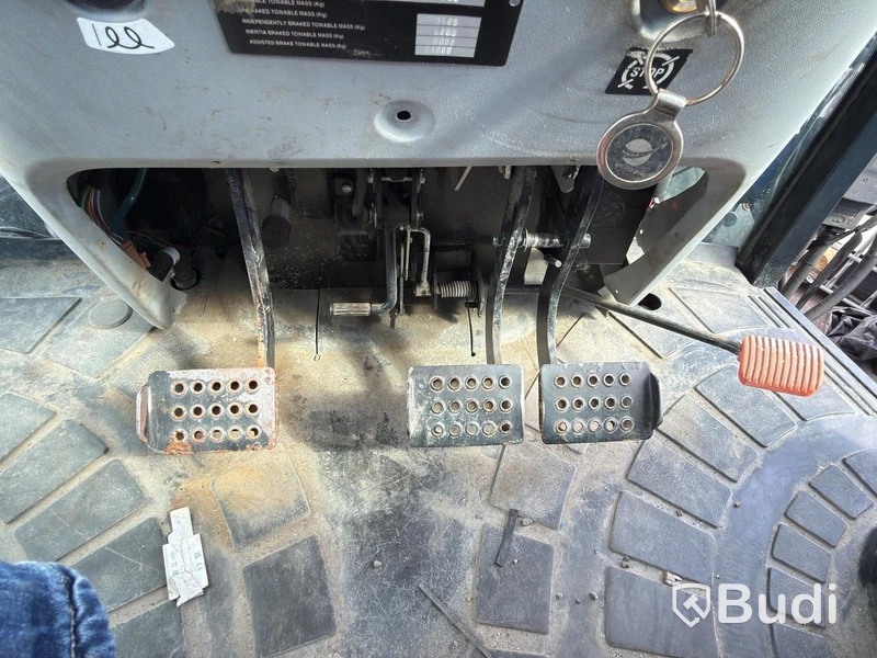 New Holland JN TD5 85 with loader - 2013 (Repair item)