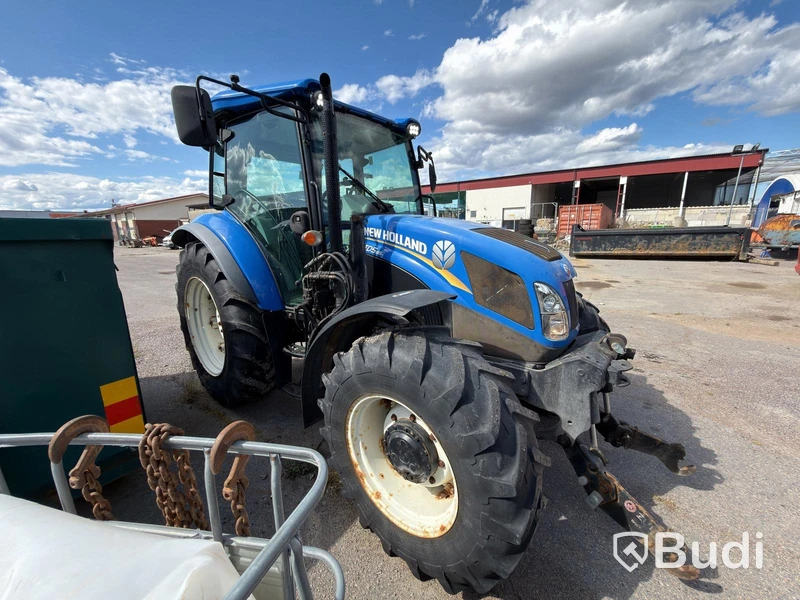 New Holland JN TD5 85 with loader - 2013 (Repair item)