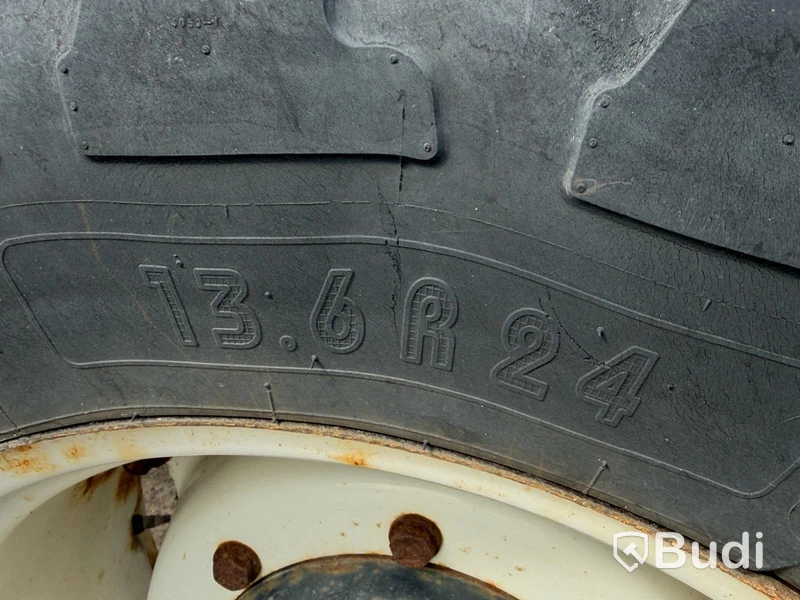 New Holland JN TD5 85 with loader - 2013 (Repair item)