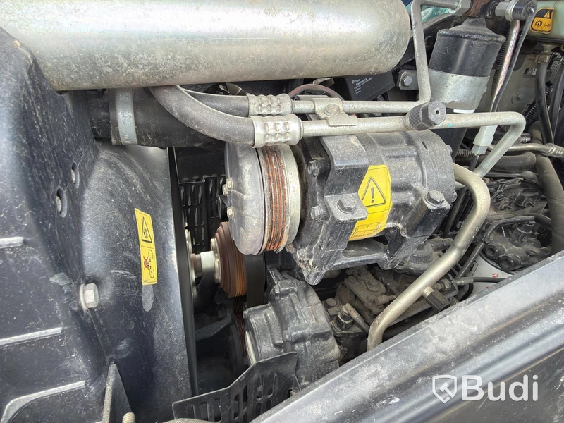 New Holland JN TD5 85 with loader - 2013 (Repair item)