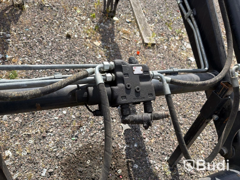 New Holland JN TD5 85 with loader - 2013 (Repair item)