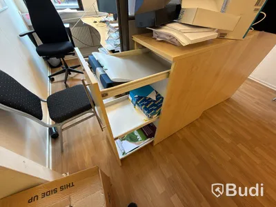 4 office workstations, printers, etc.