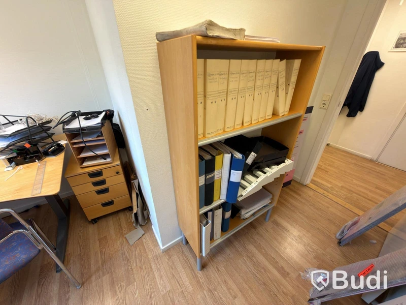 4 office workstations, printers, etc.