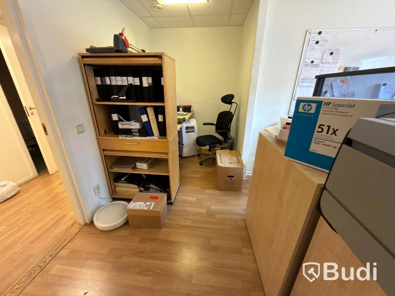 4 office workstations, printers, etc.