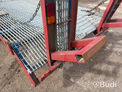 Traktorsläp med ramper