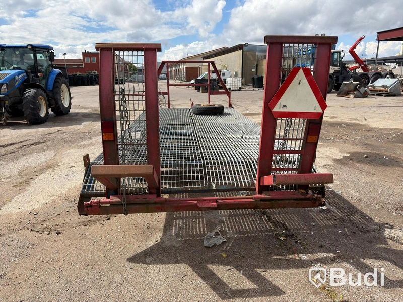 Traktorsläp med ramper