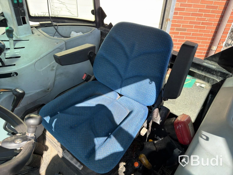 New Holland TD5.85 med lastare-2016