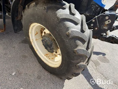 New Holland TD5.85 med lastare-2016