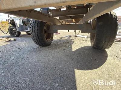 Tractor trailer with tipping bed