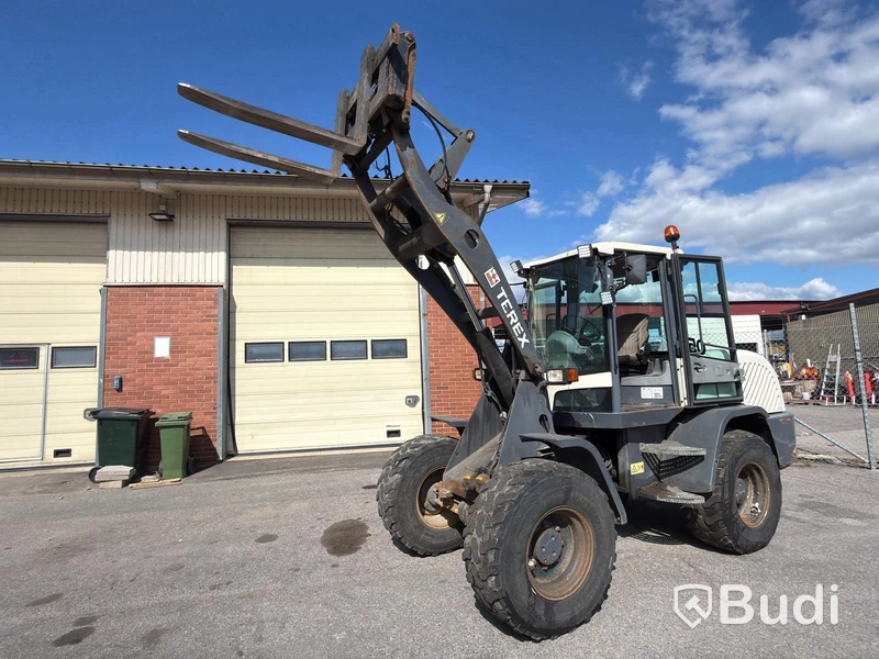 Hjullastare Terex TL100, gafflar, -2011