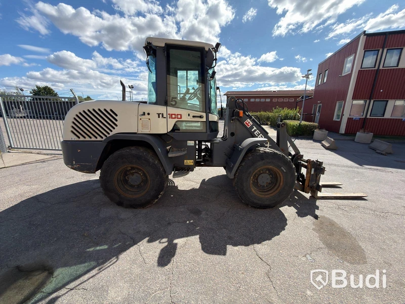 Hjullastare Terex TL100, gafflar, -2011