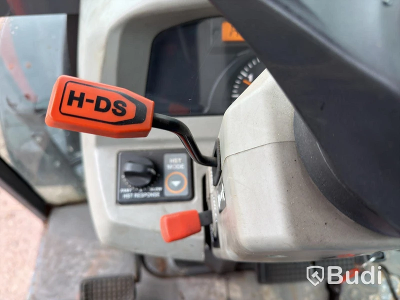 Kubota L7 L4240 -2013