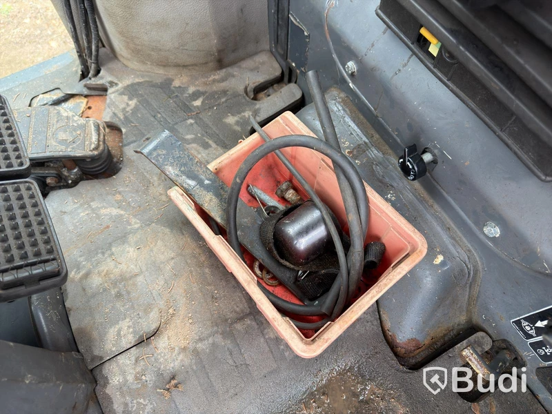 Kubota L7 L4240 -2013