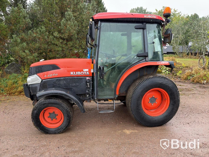 Kubota L7 L4240 -2013