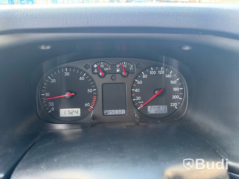Volkswagen Caravelle 2.5 -2001 | Automat