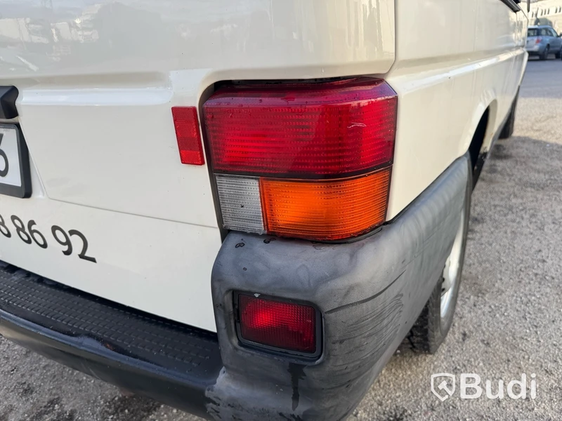 Volkswagen Caravelle 2.5 -2001 | Automat