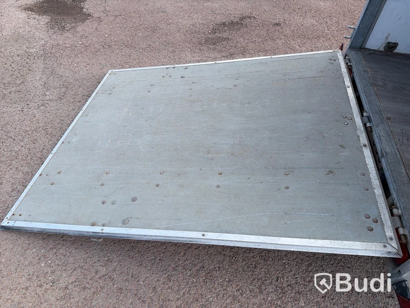 Skåpsläp Thule T1000- 2011, ramp & bromsat