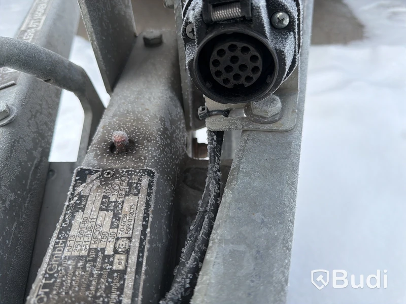 Släpvagn med kåpa och tipp Brenderup CV100032 -2022